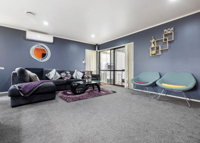  at 2/128 Buckland Road, Mangere East, Manukau City, Auckland