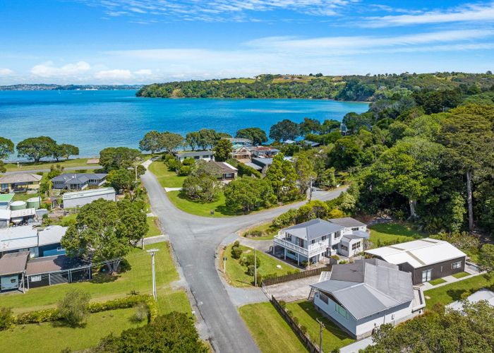  at 89 Clinton Road, Matakana, Rodney, Auckland