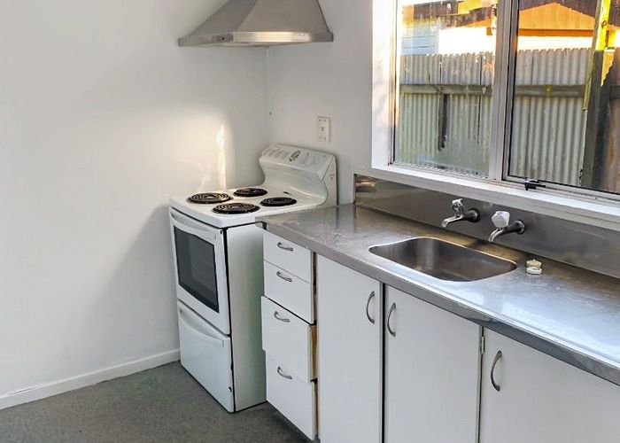  at 2b Raleigh Place, Flaxmere, Hastings, Hawke's Bay