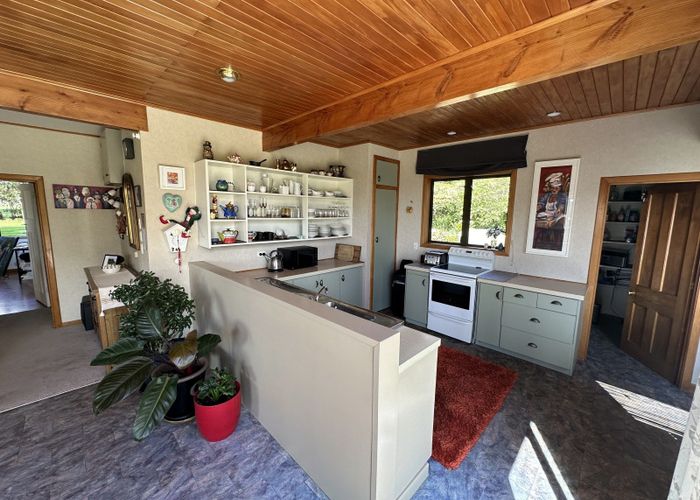  at 120 Roughan Road, Te Tipua, Southland, Southland