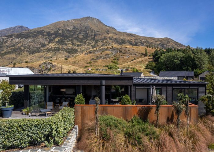  at 21 Kawarau Heights Boulevard, Lake Hayes, Queenstown-Lakes, Otago
