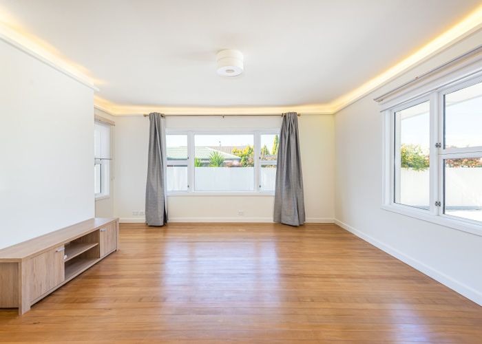  at 82 Main North Road, Papanui, Christchurch