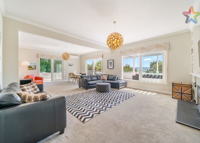  at 8 Tawa Street, Eastbourne, Lower Hutt