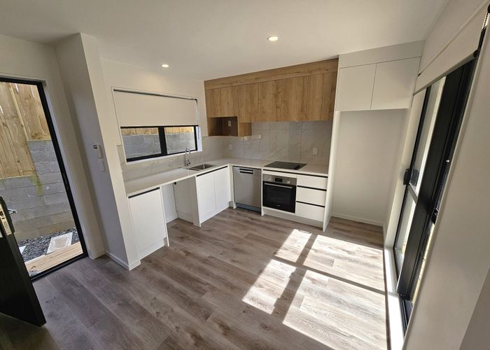  at 4F Hepburn Road, Glendene, Waitakere City, Auckland