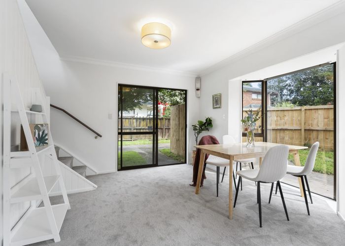  at 2/100 Marua Road, Ellerslie, Auckland City, Auckland