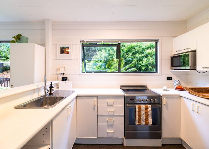  at 16 Frank Street, Oneroa, Waiheke Island