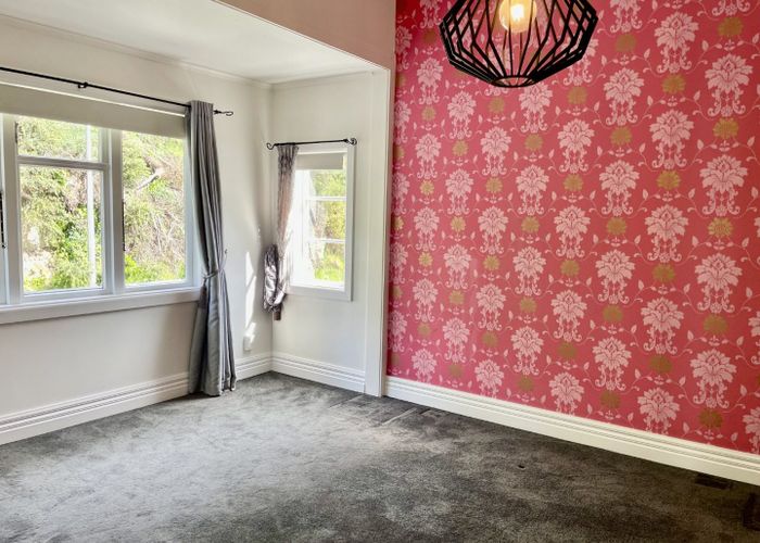  at 131 Shakespeare Road, Bluff Hill, Napier