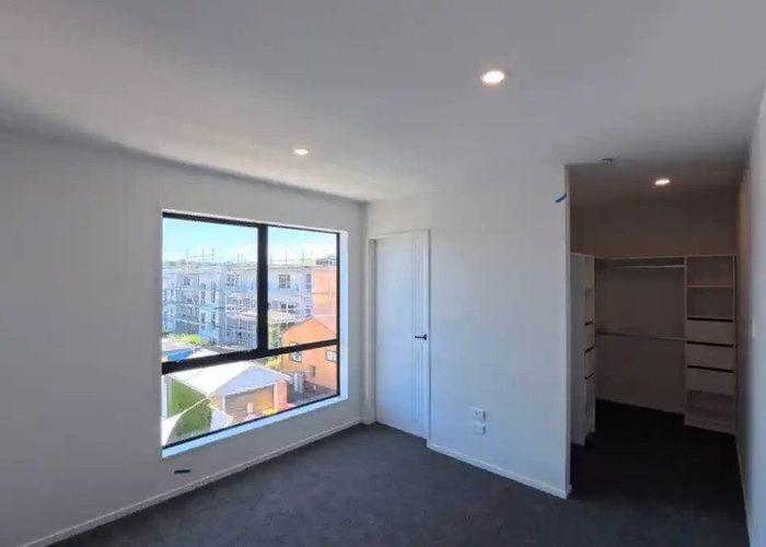  at 7C Titirangi Road, New Lynn, Waitakere City, Auckland