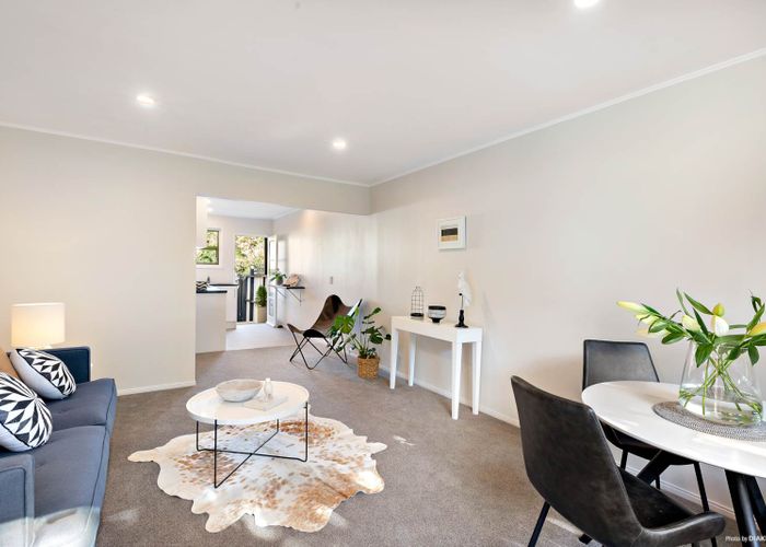  at 4/43 Abbotts Way, Remuera, Auckland