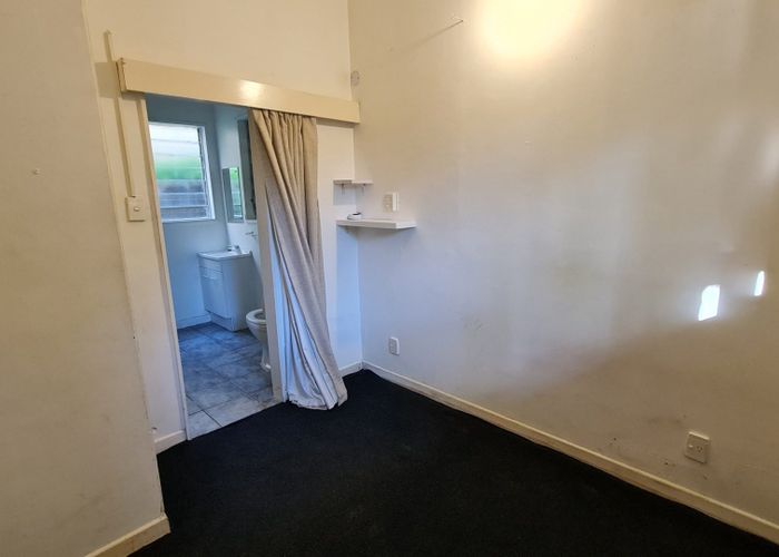  at 25 Hay Street, Oriental Bay, Wellington