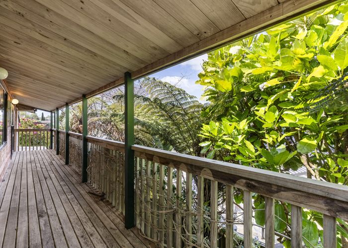  at 15 Woodhams Street, Beach Haven, Auckland