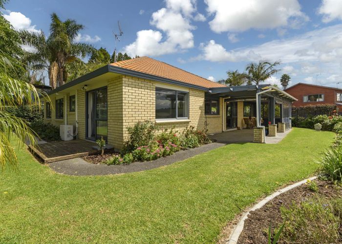  at 15 Highgrove Place, Bethlehem, Tauranga