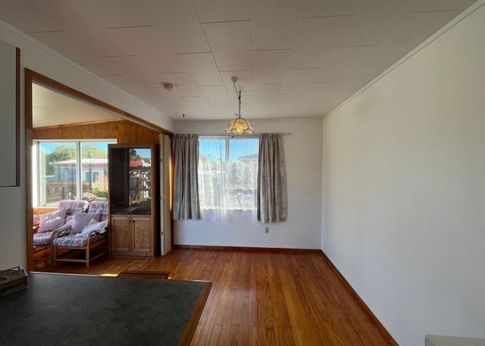  at 39 Marvon Downs Avenue, Pakuranga Heights, Manukau City, Auckland