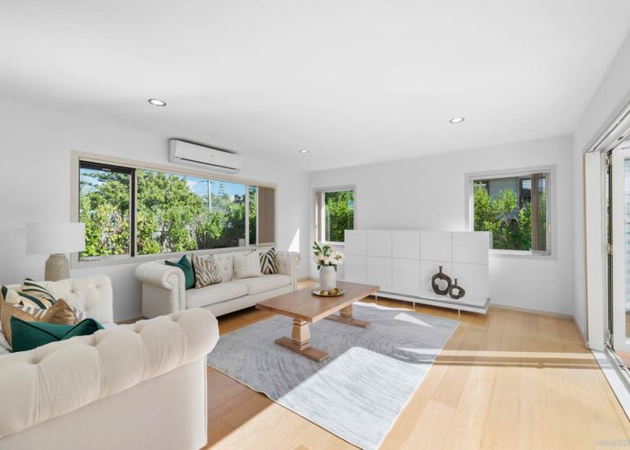  at 148 Nile Road, Milford, Auckland