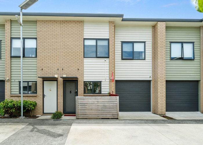  at 16 Pangu Way, Mangere, Manukau City, Auckland