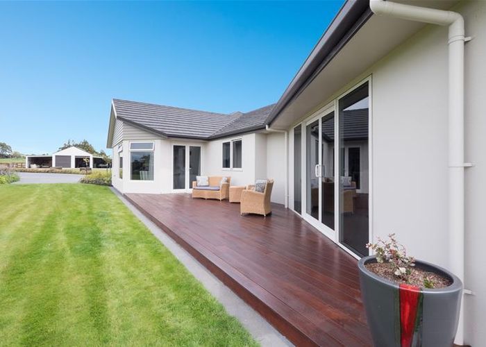  at 422 Upland Road, Tarurutangi, New Plymouth