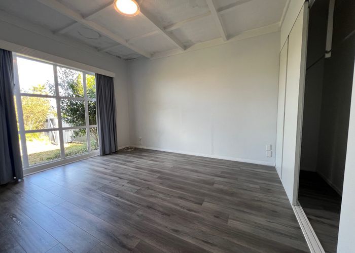  at 516 Mount Albert Road, Mount Roskill, Auckland