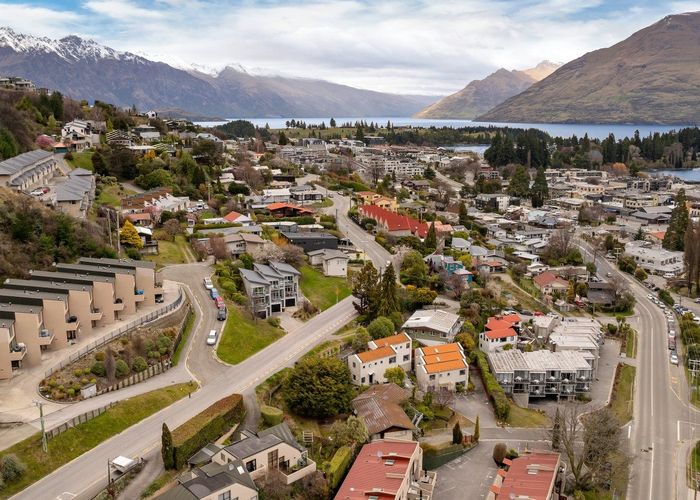  at 15 Boundary Street, Town Centre, Queenstown-Lakes, Otago