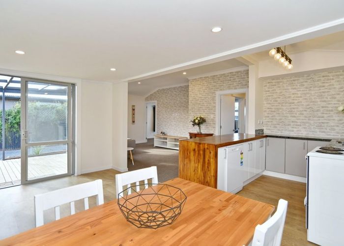  at 94 Sinclair Street, New Brighton, Christchurch