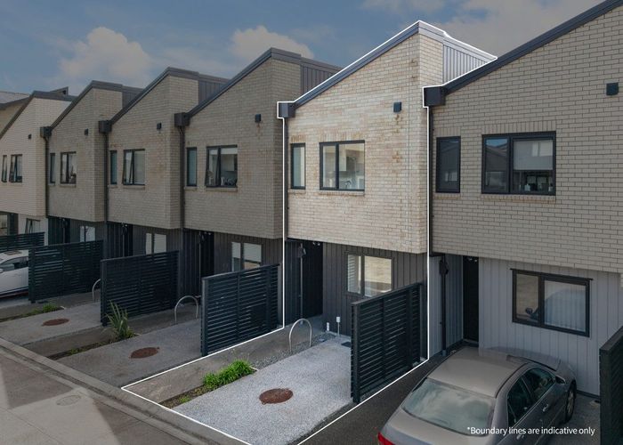  at 11/28 Westgate Drive, Westgate, Waitakere City, Auckland