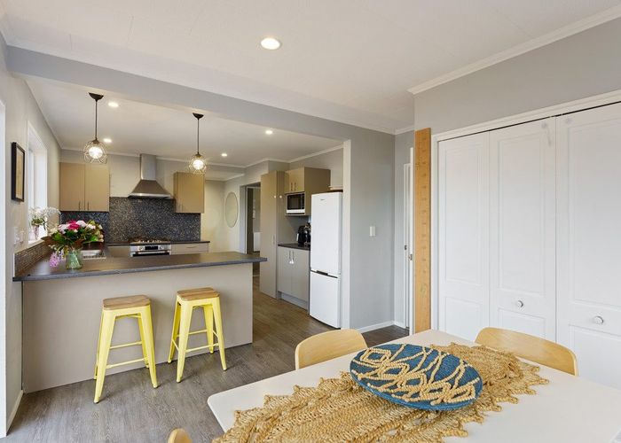  at 33 Margaret Road, Raumati Beach, Paraparaumu