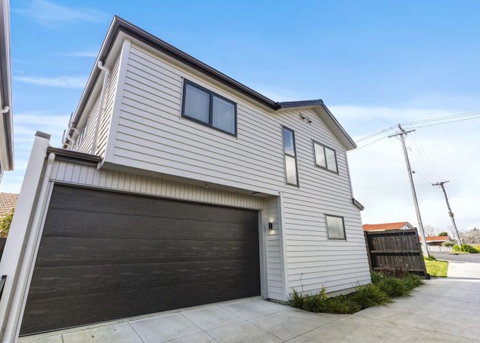  at 29A Patons Road, Howick, Auckland