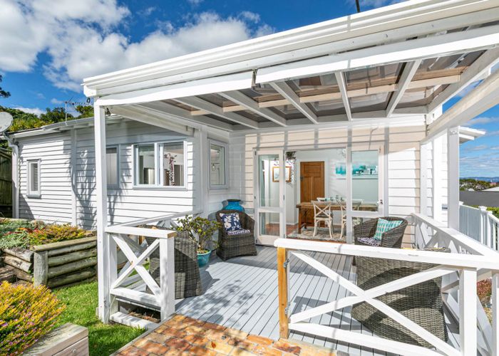  at 8 Marae Road, Greenhithe, Auckland
