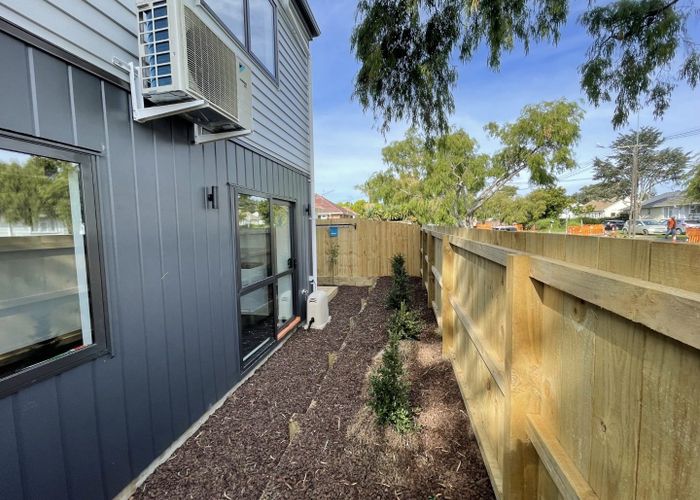  at 10D Erima Avenue, Point England, Auckland City, Auckland