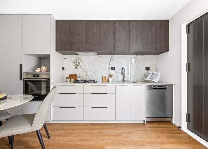  at 4 Bettina Place, Manurewa, Manukau City, Auckland