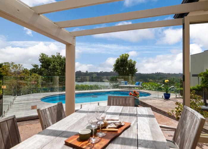 at 15 Rangi Avenue, Schnapper Rock, North Shore City, Auckland