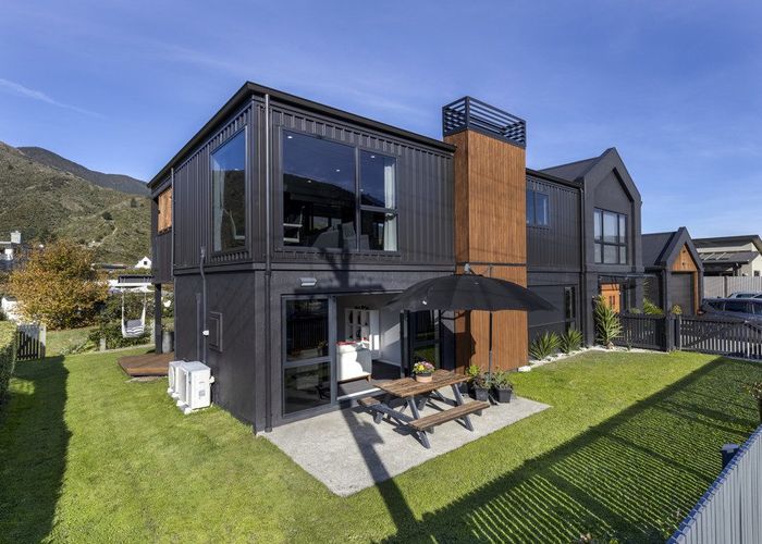  at 15 Beach Road, Waikawa, Marlborough, Marlborough