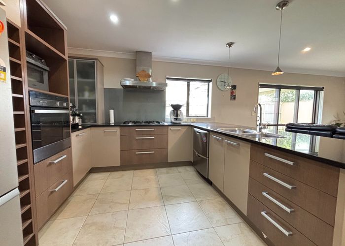  at 4 Tivoli Court, Flat Bush, Auckland