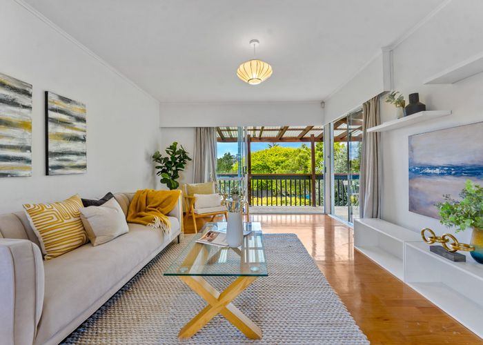  at 74 Lauderdale Road, Birkdale, Auckland