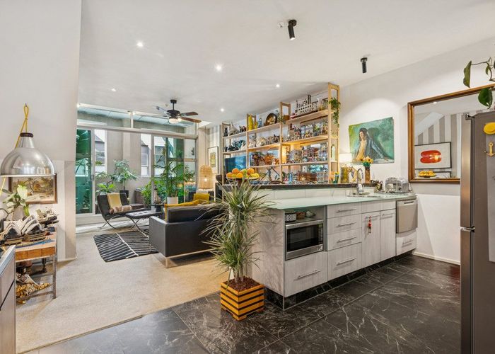  at 4 - 3 Holland Street, Te Aro, Wellington, Wellington