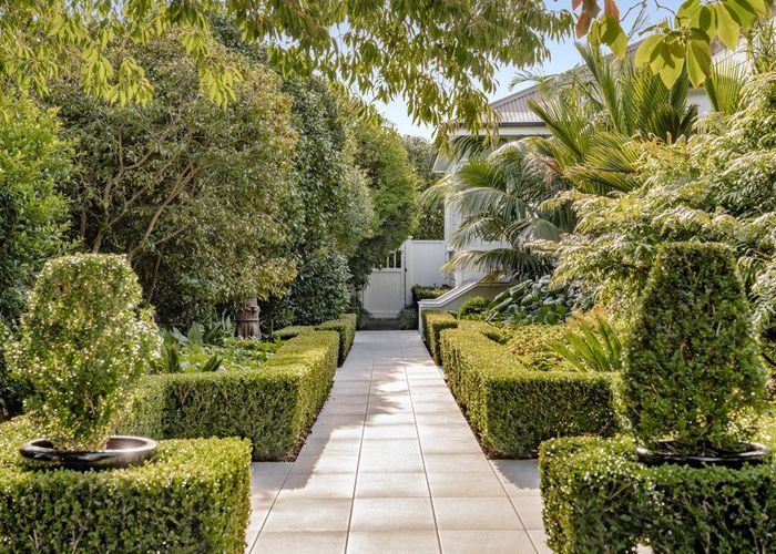  at 5 Bellevue Road, Mount Eden, Auckland City, Auckland