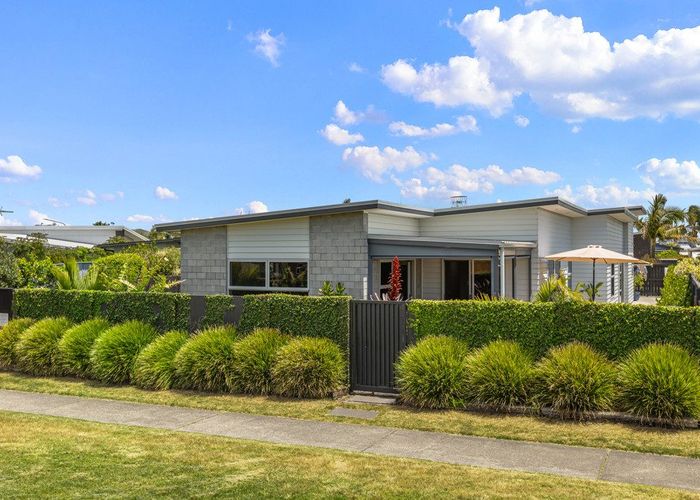  at 6 Testacea Lane, Papamoa Beach, Papamoa