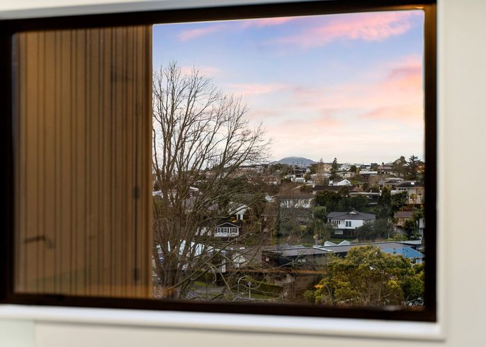  at 1/22 Hampton Drive, Kohimarama, Auckland