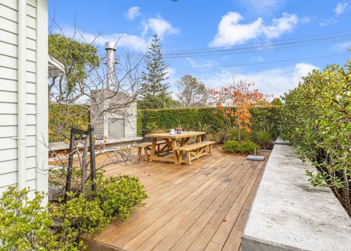  at 41 Hanlon Crescent, Narrow Neck, Auckland