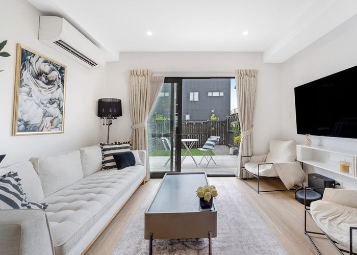  at 54 Whakatupu Road, Flat Bush, Manukau City, Auckland