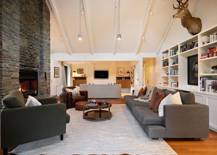  at 12 Amber Close, Arthurs Point, Queenstown-Lakes, Otago