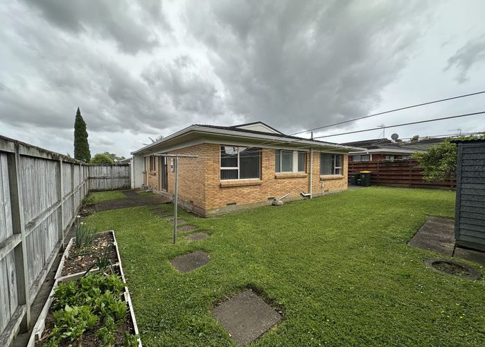  at 2/78 Prince Regent Drive, Half Moon Bay, Manukau City, Auckland