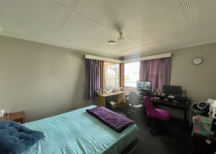  at 2 Pearson Lane, Balclutha, Clutha, Otago