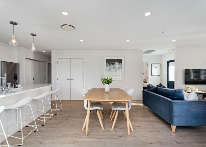  at 43 Kiwi Road, Point Chevalier, Auckland City, Auckland