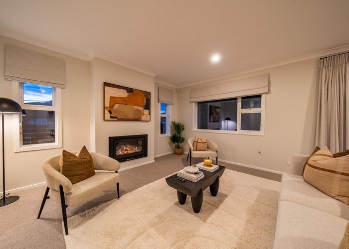  at 70a Heretaunga Square, Silverstream, Upper Hutt, Wellington