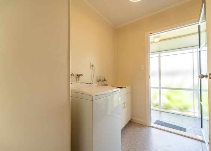  at 2/80 Grey Road, Timaru