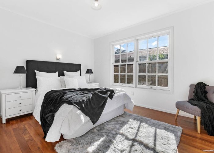  at 136 Edgewater Drive, Pakuranga, Manukau City, Auckland