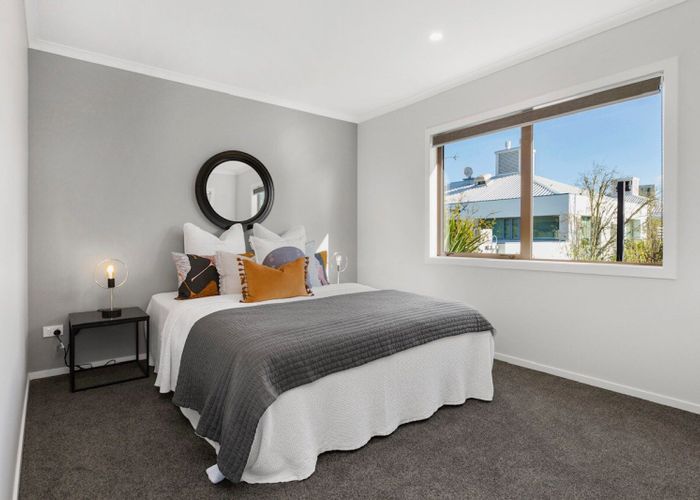  at 2/10 Gazeley Avenue, Silverdale, Hamilton, Waikato