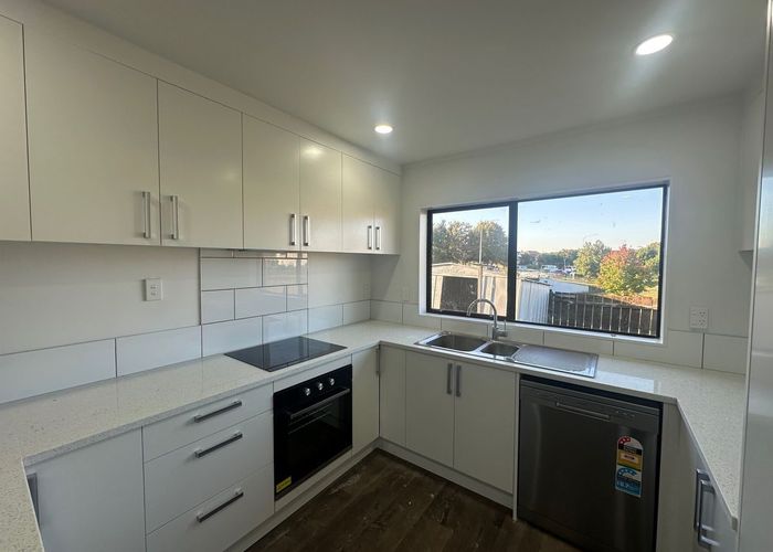  at 155 Botany Road, Botany Downs, Manukau City, Auckland