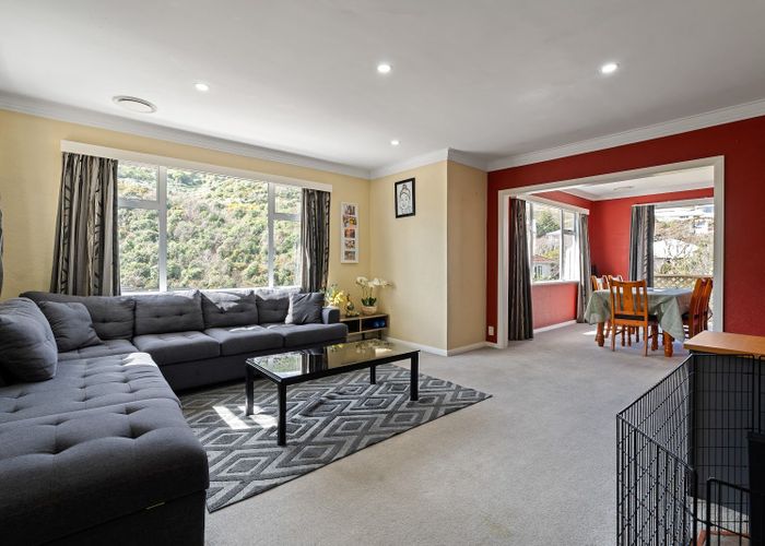  at 5 Mahoe Street, Tawa, Wellington, Wellington