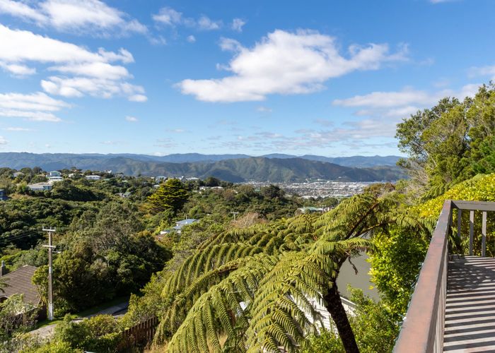  at 171 Miromiro Road, Normandale, Lower Hutt, Wellington